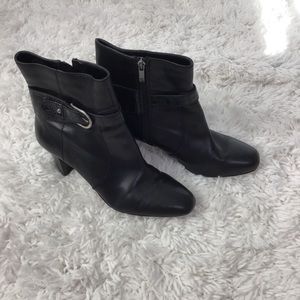 anne klein smith bootie